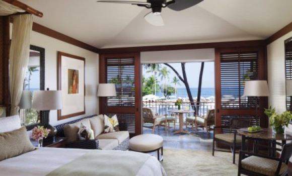 Oceanfront Deluxe Room