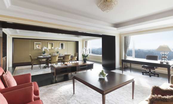 Singapore Suite