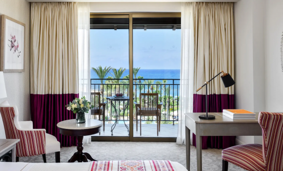 Deluxe Room – Sea View