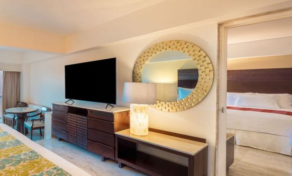 Ocean Front Two Bedroom Family & Friends Suite