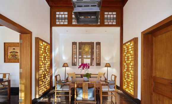 Courtyard Suite
