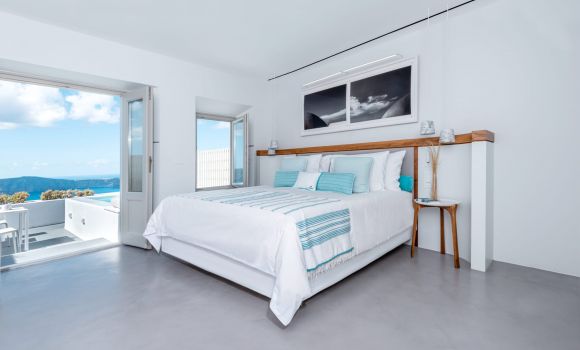 Deluxe Room with Plunge Pool