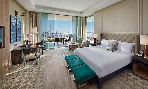 Mandarin Panoramic View Room