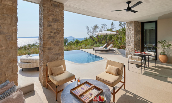 Mandarin Pool Villa
