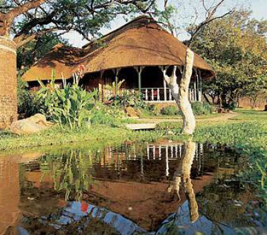 The Stanley and Livingstone at Victoria Falls