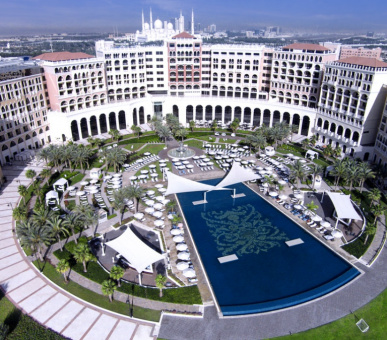 Фото The Ritz Carlton Abu Dhabi Grand Canal (ОАЭ, Абу-Даби) 38