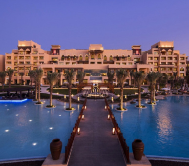 Saadiyat Rotana Resort & Villas