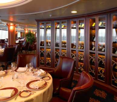 Фото Лайнер Insignia (Круизы, Oceania Cruises) 9