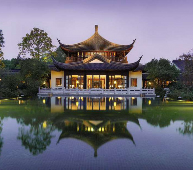 Four Seasons Hotel Hangzhou at West Lake