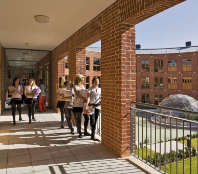 Фото Bryanston School (Великобритания, Средняя школа) 6