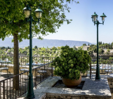 Фото La Bastide de Gordes 32