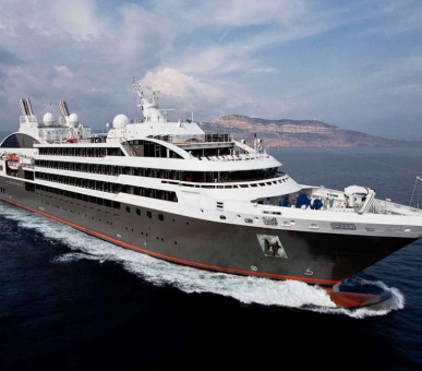 Лайнер Le Boreal