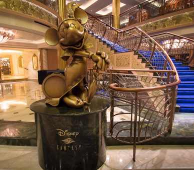 Photo Лайнер Disney Fantasy (Круизы, Disney Cruise Line) 4