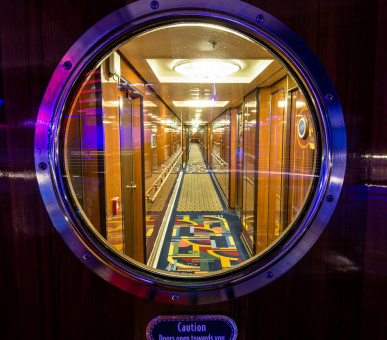 Photo Лайнер Disney Magic (Круизы, Disney Cruise Line) 3