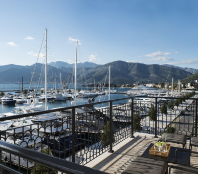 Фото Regent Porto Montenegro 12