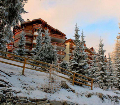 Photo Hotel Royal (Швейцария, Кран Монтана) 1