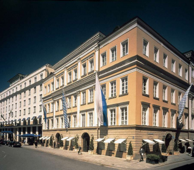 Photo Bayerischer Hof (Германия, Мюнхен) 1