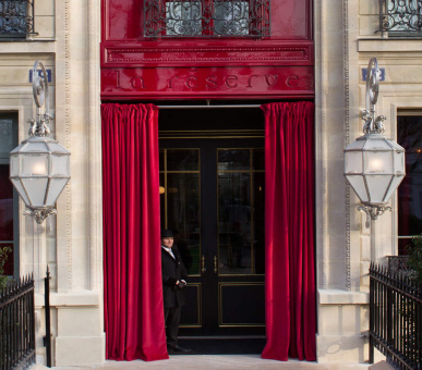 La Reserve Paris Hotel & Spa