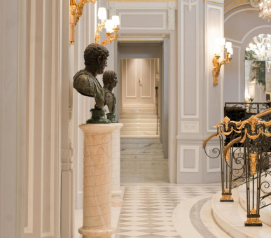 Фото The St. Regis Rome 75