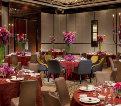 Photo Four Seasons Hotel Shanghai Pudong (Китай, Шанхай) 21