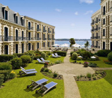 Фото Le Grand H?tel Barri?re de Dinard 1