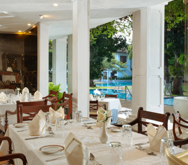 Photo Mahaweli Reach Hotel (Шри Ланка, Канди) 6
