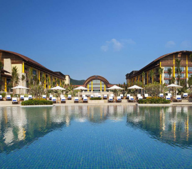 The St. Regis Sanya Yalong Bay Resort