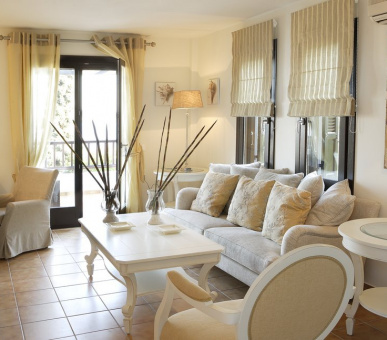 Photo Aegean Suites (Греция, о. Скиатос) 3