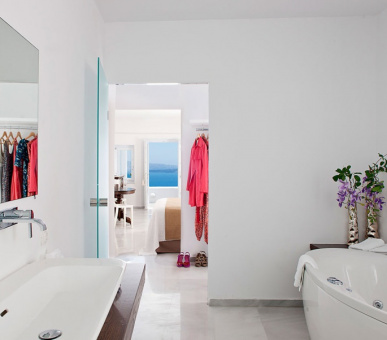 Photo Canaves Oia (Греция, о. Санторини) 8