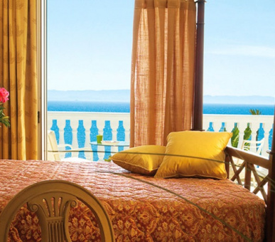 Photo Grecotel Mandola Rosa Suites  8