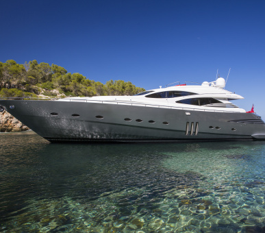 Tiger Lily of London yacht